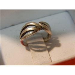 RING - SILVER ADJUSTABLE PINKIE/TOE RING - FROM ESTATE STORAGE LOCKER