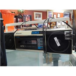 PANASONIC CASSETTE PLAYER