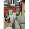 Image 1 : FLOOR LAMP