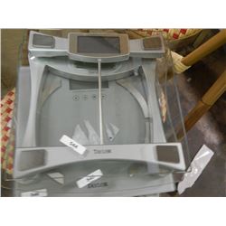 TAYLOR DIGITAL BATHROOM SCALE - STR