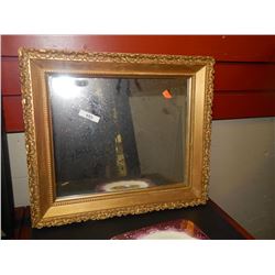 GOLD GUILDED FRAMED MIRROR