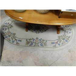 AREA CARPET - OVAL