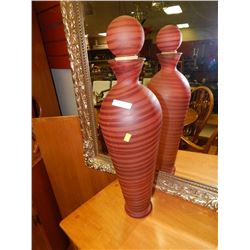 ART GLASS VASE WITH STOPPER