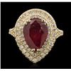 Image 2 : 14KT Yellow Gold 4.29ct Ruby and Diamond Ring