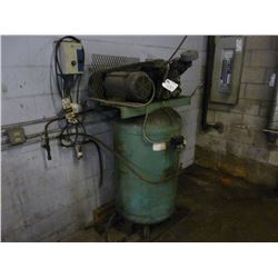 INGERSOLL RAND 5HP VERTICAL AIR COMPRESSOR