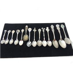 BOX LOT COLLECTIBLE SPOONS 14 SILVERPLATE TRAVEL