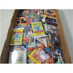 MIXED SPORTS CARDS BASEBALL FOOTBALL BASKETBALL