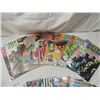 Image 2 : LOT 14 DC JUSTICE LEAGUE COMICS AND MORE