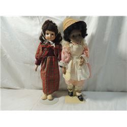 2 DOLL LOT STANDING DUCKHOUSE HEIRLOOM & STANDS