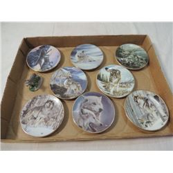 LOT 8 MINIATURE WOLF COLLECTOR PLATES HAMILTON