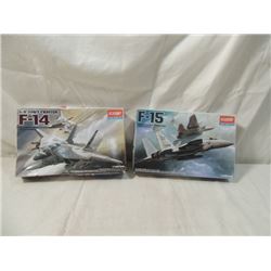 LOT 2 MODEL AIRPLANE KITS NAVY AIR FORCE