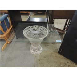 GLASS TOP METAL WICKER STYLE BASE END COFFEE TABLE