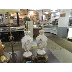 PAIR ANTIQUE ITALIAN CAPODIMONTE STYLE LAMPS