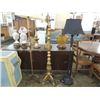 Image 1 : WOOD WITH GOLD FINISH FANCY FLOOR LAMP