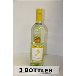 3 BOTTLES OF BAREFOOT PINOT GRIGIO WHITE WINE