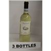 Image 1 : 3 BOTTLES OF CAMPOGRANDE ORVIETO WHITE WINE