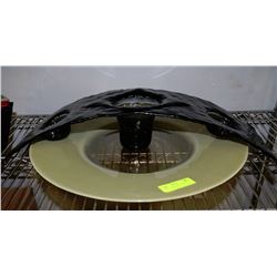 DECORATIVE GLASS VASE & 19" DECORATIVE PLATE