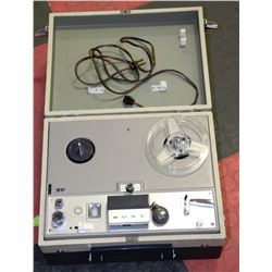 VINTAGE SONY TAPE RECORDER 262