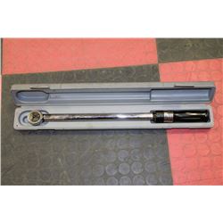 HUSKY TORQUE WRENCH PROFESSIONAL 50-250 FT/LBS