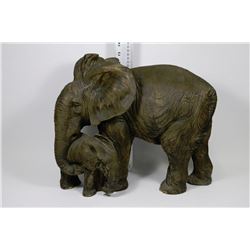 LARGE ELEPHANT ORNAMENT