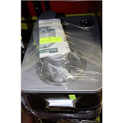 CUISINART SUPREME COMMERCIAL GRADE ICE CREAM