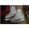 Image 1 : GIRLS SKATES SIZE 5