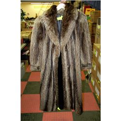 WOMENS FUR COAT