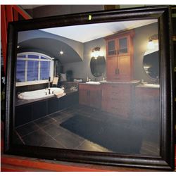 FRAMED CANVAS PICTURE