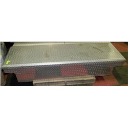 DELTA ALUMINUM TOOL BOX