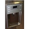 Image 4 : GE PROFILE STAINLESS STEEL FRENCH DOOR FRIDGE WITH