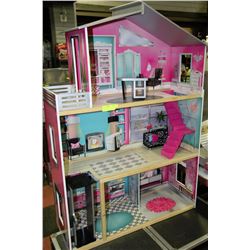 LARGE DOLL HOUSE