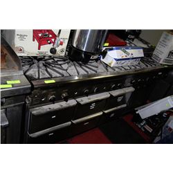 QUEST 12 BURNER GAS GRILL WITH 4 WARMING DRAWERS