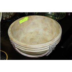 BEIGE FRUITBOWL CENTERPIECE