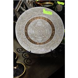 HANDCRAFTED FLORIST DESIGN PLATE