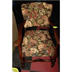 RETRO PARLOR CHAIR