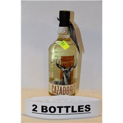 2 BOTTLES OF CAZADORES TEQUILA REPOSADO 40%