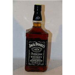 1.14L BOTTLE OF JACK DANIELS SOUR MASH WHISKEY