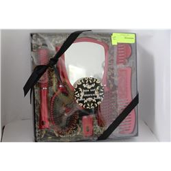 15 PC MIRROR AND BRUSH BOX SET