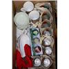 Image 1 : BOX W/ 8-PCE CHRISTMAS GLASS SET, NEW