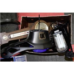 BOX WITH ELECTRIC SWEATER DRYER, FLUORESCENT LIGHT