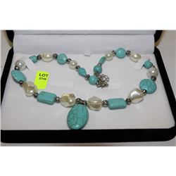 TURQOISE BEADED NECKLACE