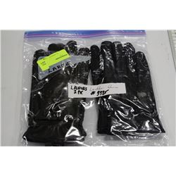 2 PAIRS OF LADIES LEATHER GLOVES - LARGE