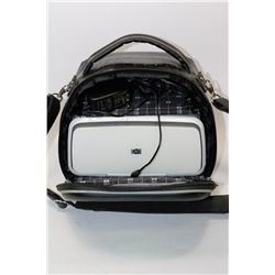 HP PHOTO PRINTER IN A CASE