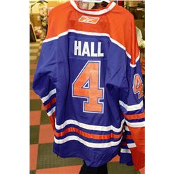 TAYLOR HALL OILERS RBK JERSEY - NEW WITH TAGS