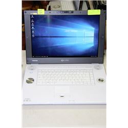 18.4" TOSHIBA QOSMIO LAPTOP TRUE HD 1080P