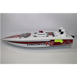 AQUACRAFT "GUNSLINGER" P-27 RC BOAT