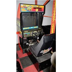 SEGA DAYTONA ARCADE GAME