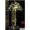Image 1 : ESTATE STAIN GLASS LAMP