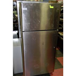FRIGIDAIRE STAINLESS STEEL FRIDGE