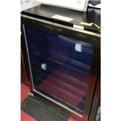 SILHOUETTE PROFESSIONAL WINE COOLER